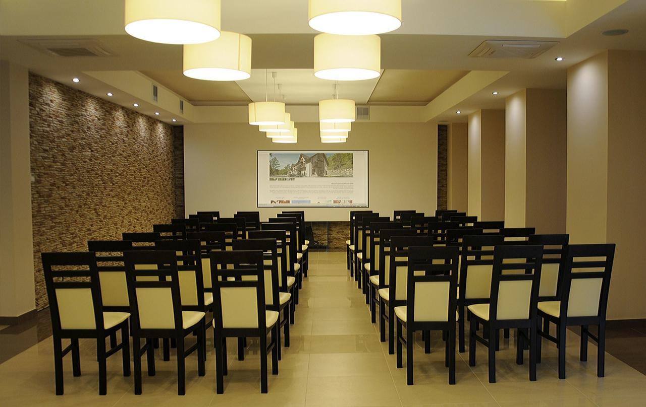 Hotel Klaudia Juszczyn Εξωτερικό φωτογραφία