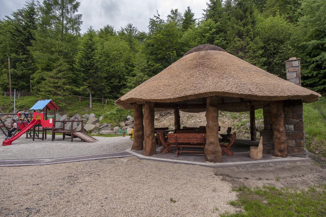 Hotel Klaudia Juszczyn Εξωτερικό φωτογραφία