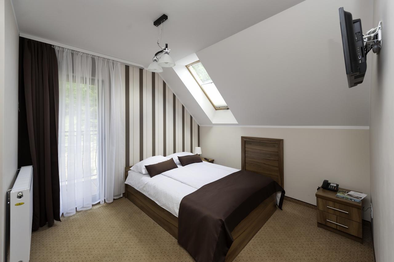 Hotel Klaudia Juszczyn Εξωτερικό φωτογραφία