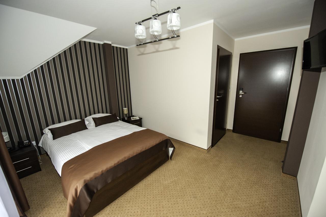Hotel Klaudia Juszczyn Εξωτερικό φωτογραφία